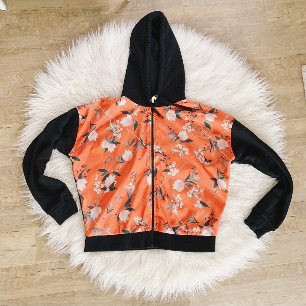 Topshop || Orange Floral Cropped Hoodie
